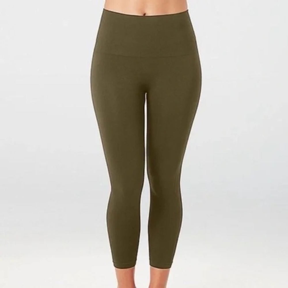 Spanx Olive Green Capri Leggings